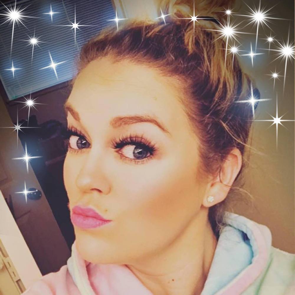 Meet your Posher, Kimberly